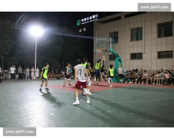 激烈对决瞬间回放精彩集锦展现篮球场上的巅峰对抗 激烈对决瞬间回放精彩集锦展现篮球场上的巅峰对抗